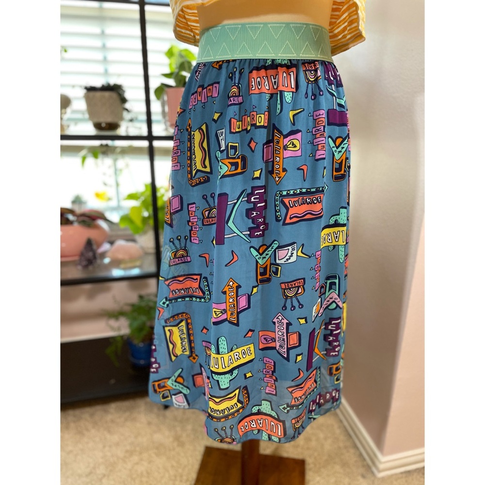 LuLaRoe LOLA Retro A-Line Skirt